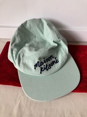 NWT Maison Kitsune Handwritten Embroiled Logo Baseball Cap Hat Dawn Blue